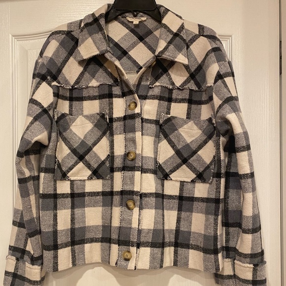 eesome Jackets & Blazers - Women’s Ee:Some Black/White Plaid Jacket Size Medium (Like New Condition)